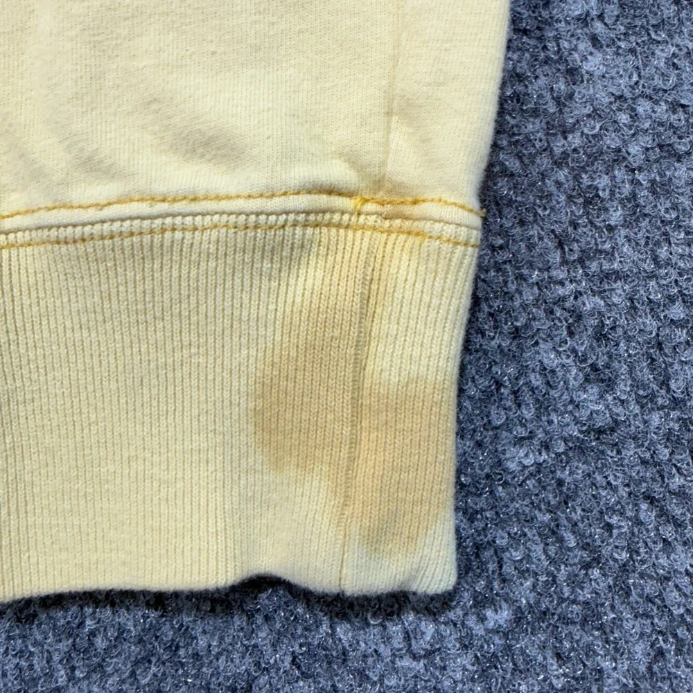 Abercrombie & Fitch T-Shirt Men XL Yellow Fight WIN Headdress Indian Vintage Y2K